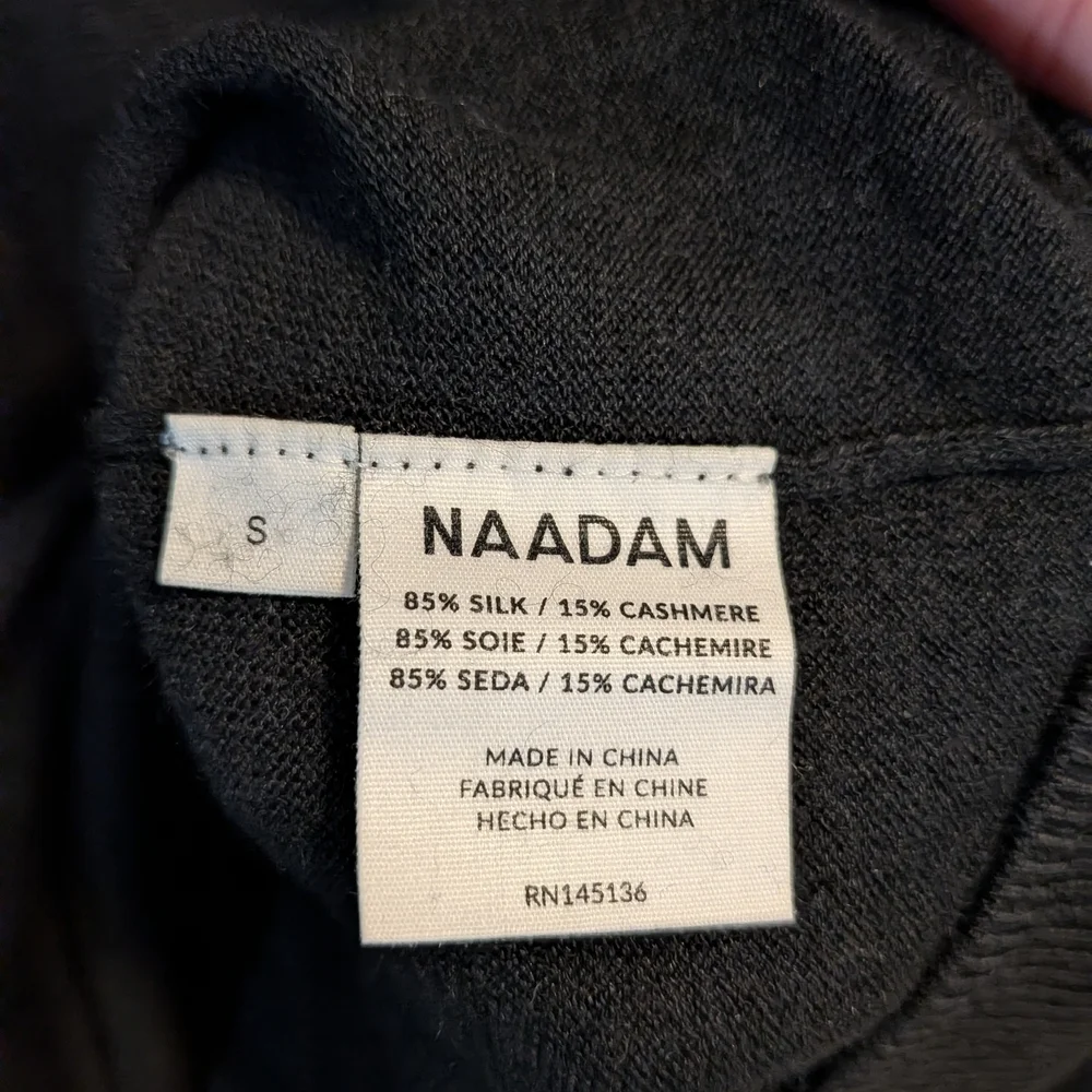 NAADAM elegant black